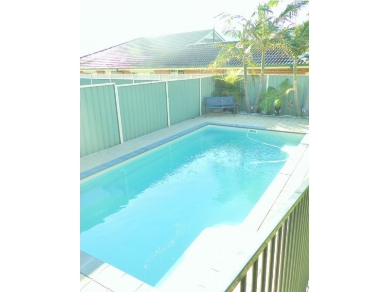 70 Huxley Drive, Horsley NSW 2530