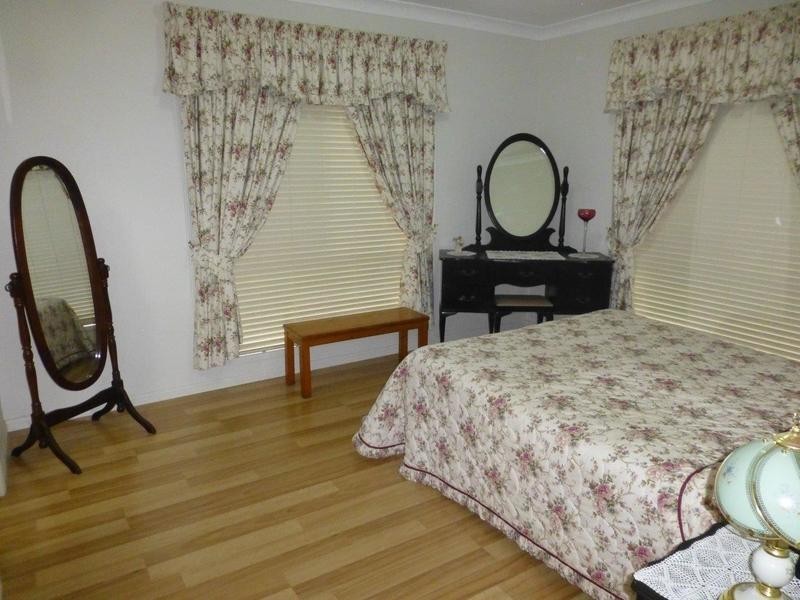 17 Forest View Way, Little Mountain QLD 4551