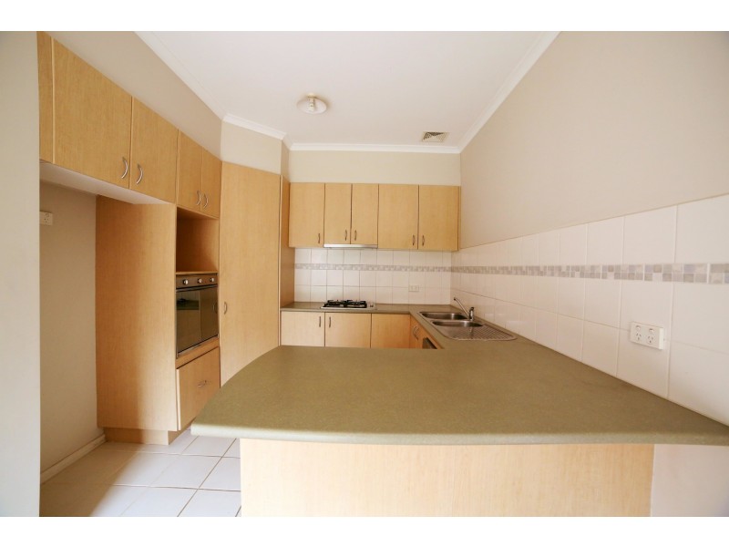 2 Redbark Hill Circuit, South Morang VIC 3752