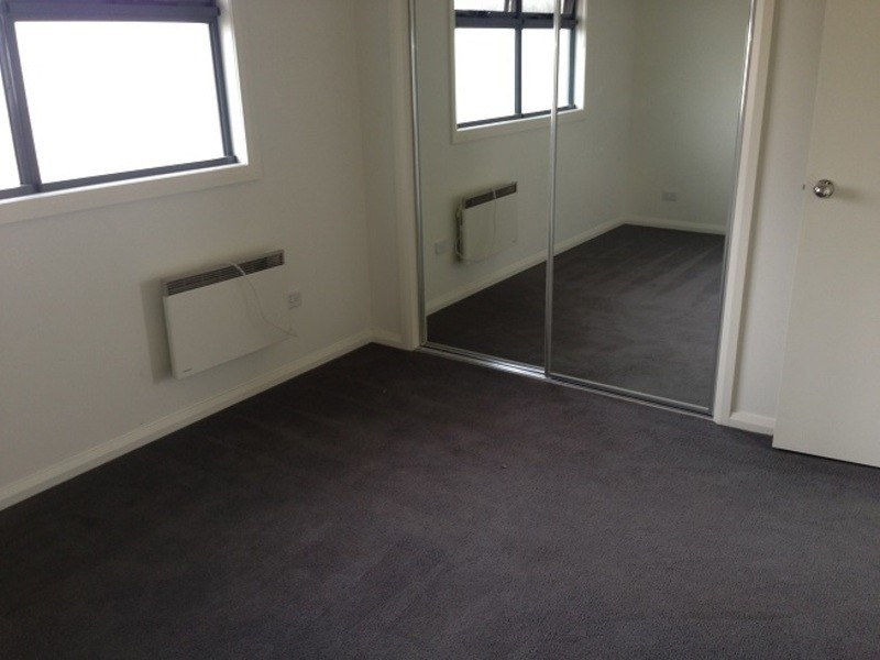 2/3 Howard Court, Glenroy VIC 3046