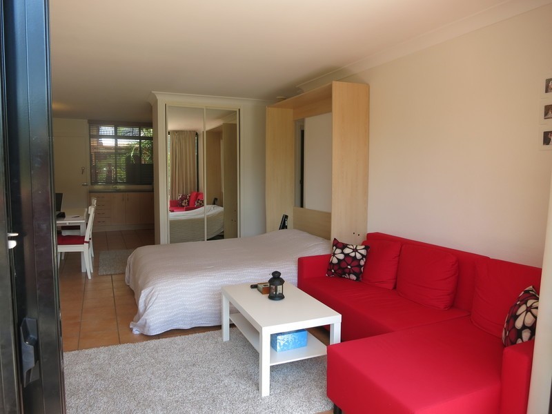 8/25 Dudley Street, Highgate Hill QLD 4101