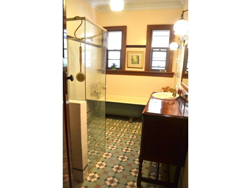 77 Cathcart Street, Girards Hill NSW 2480