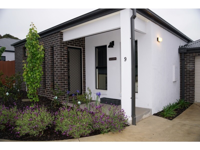 4/54 Stephen Street, Gisborne VIC 3437