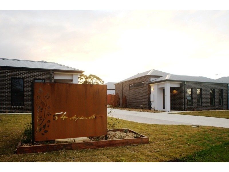 4/54 Stephen Street, Gisborne VIC 3437