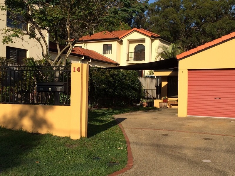 1/14 College Ave, Southport QLD 4215