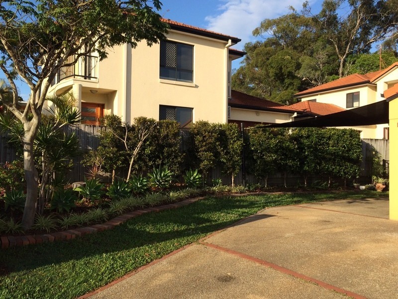 1/14 College Ave, Southport QLD 4215