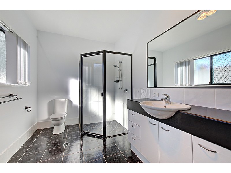 1 Pembroke Crescent, Sippy Downs QLD 4556