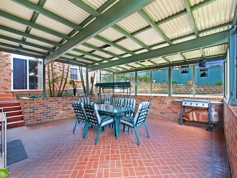 23 Minda Crescent, Oak Flats NSW 2529