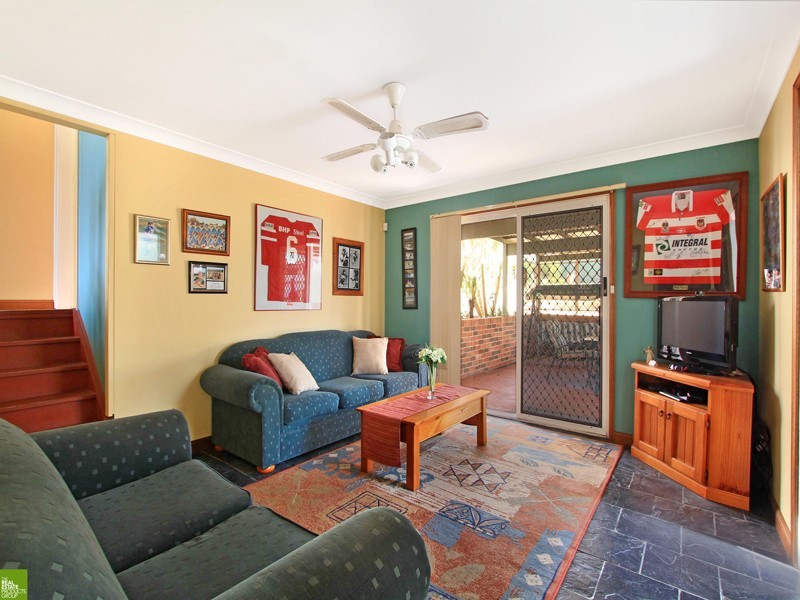 23 Minda Crescent, Oak Flats NSW 2529
