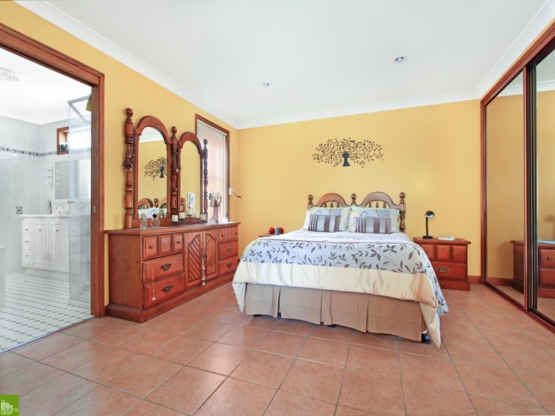 23 Minda Crescent, Oak Flats NSW 2529