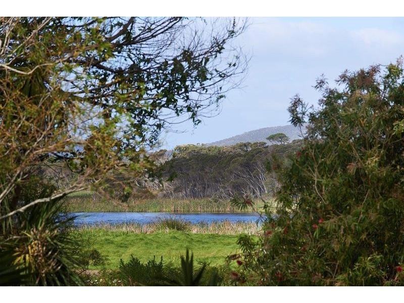 8 Hanson Street, Mira Mar WA 6330