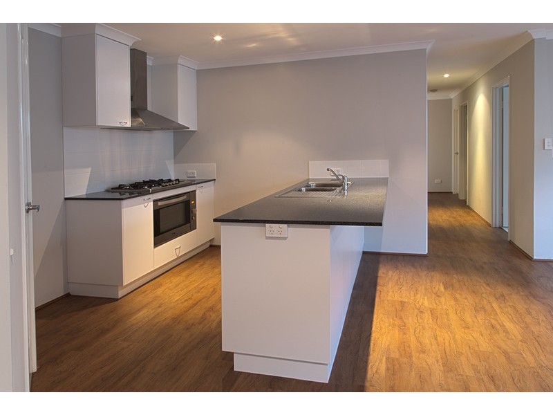 23 Leda Boulevard, Wellard WA 6170