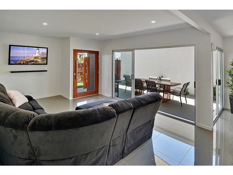 32 Foxtail Circuit, Mountain Creek QLD 4557