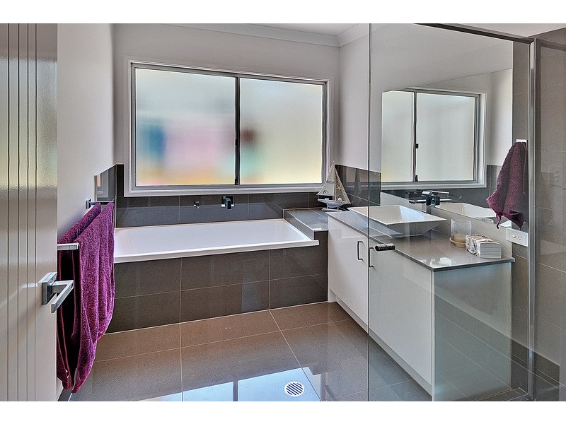 32 Foxtail Circuit, Mountain Creek QLD 4557
