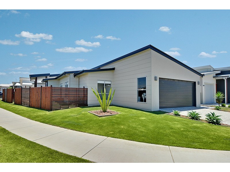 32 Foxtail Circuit, Mountain Creek QLD 4557