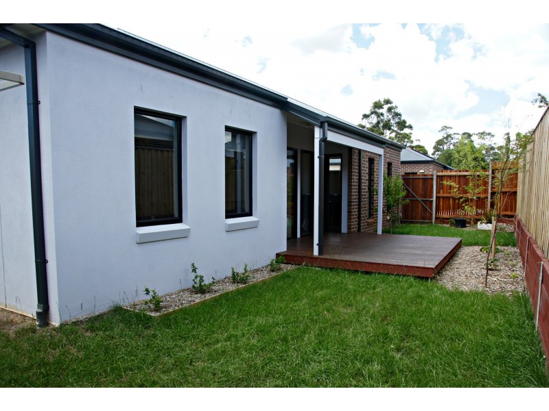 3/54 Stephen St, Gisborne VIC 3437