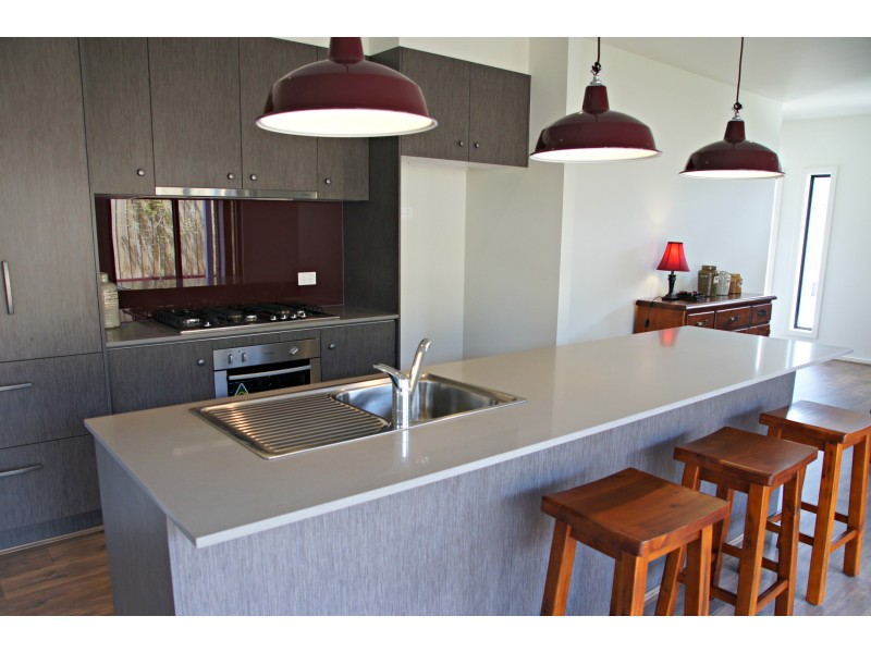 3/54 Stephen St, Gisborne VIC 3437