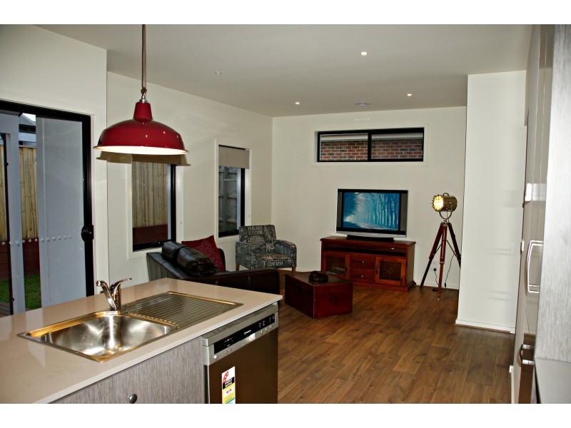 3/54 Stephen St, Gisborne VIC 3437