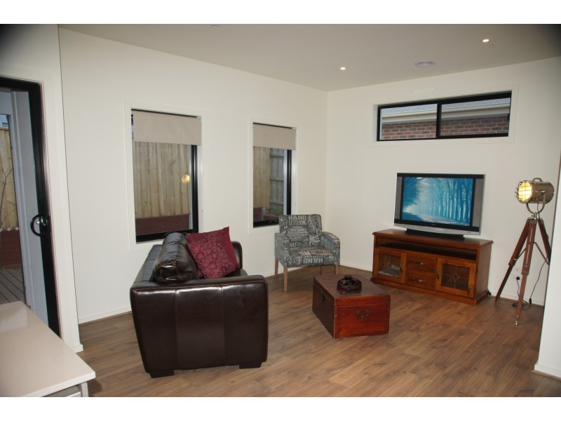 3/54 Stephen St, Gisborne VIC 3437