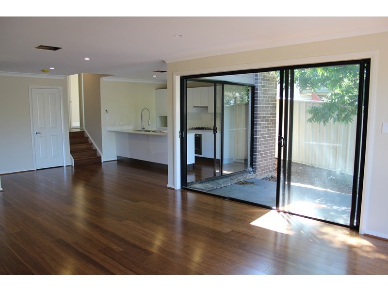 25 Donaldson, Bradbury NSW 2560