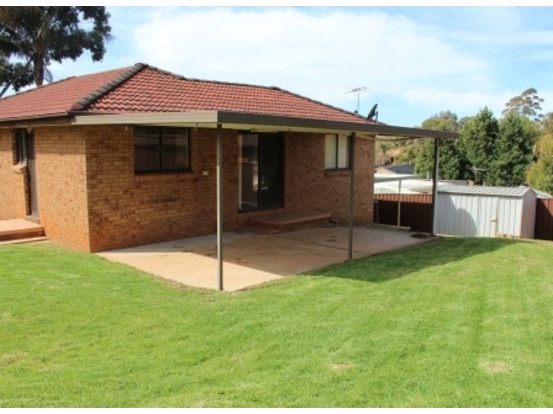 7 Estella, Ambarvale NSW 2560