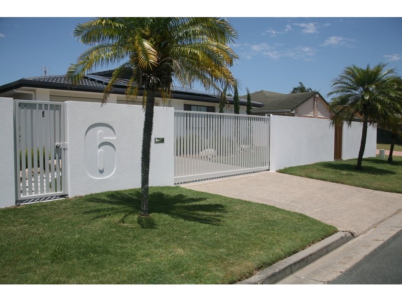 6 Murrindi Street, Minyama QLD 4575