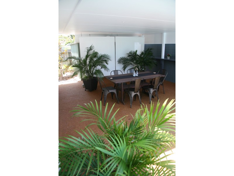 6 Murrindi Street, Minyama QLD 4575