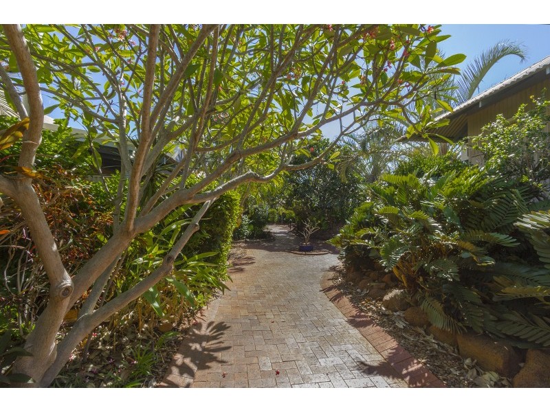 21/4 Murray Road, Broome WA 6725