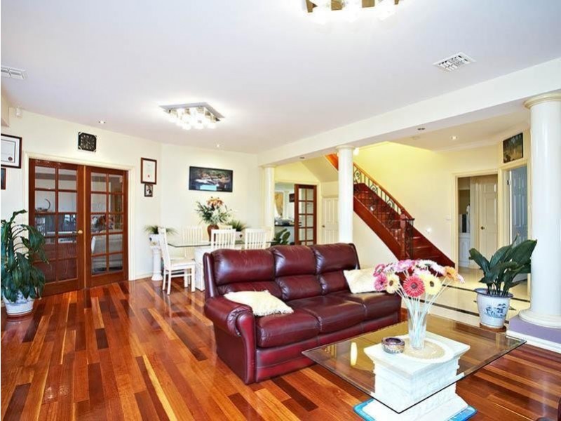 6 Capesthorne Drive, Derrimut VIC 3030