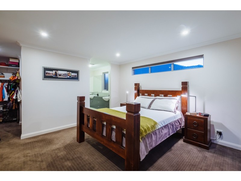 59 Peregrine Circle, Beeliar WA 6164