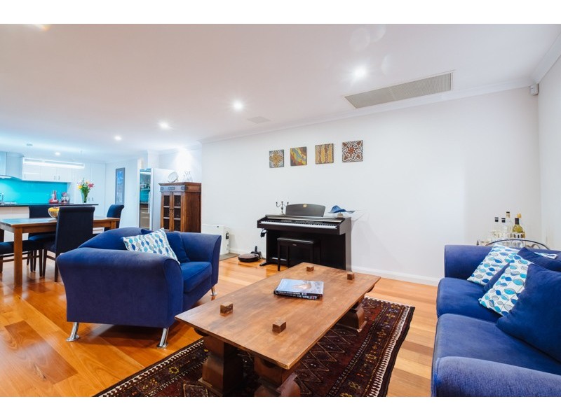 59 Peregrine Circle, Beeliar WA 6164