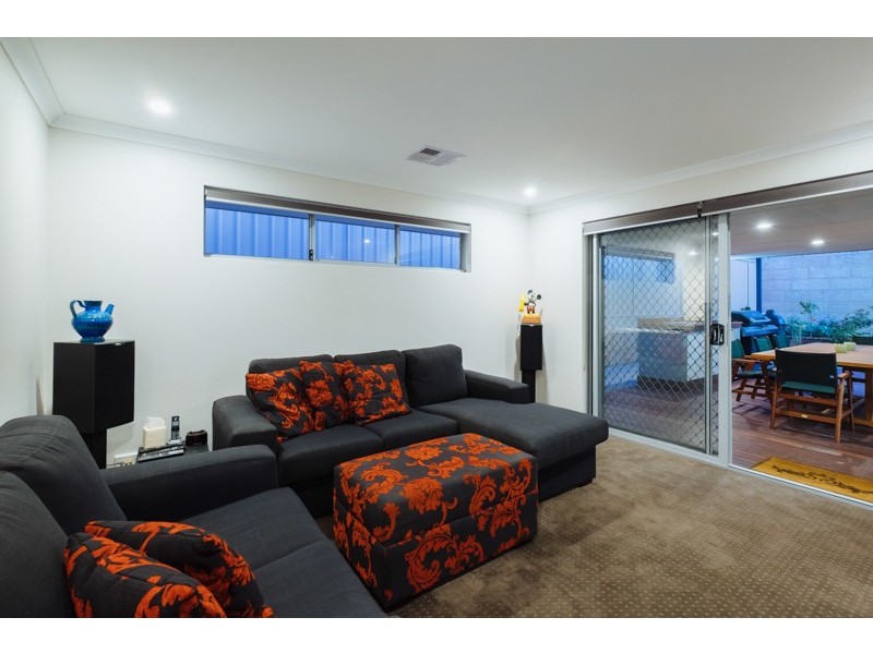 59 Peregrine Circle, Beeliar WA 6164