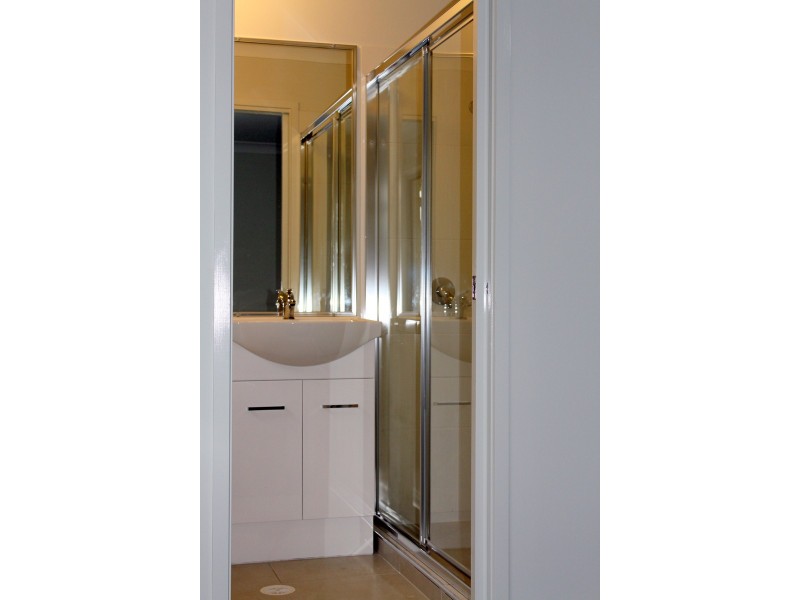 Pacific Pines QLD 4211