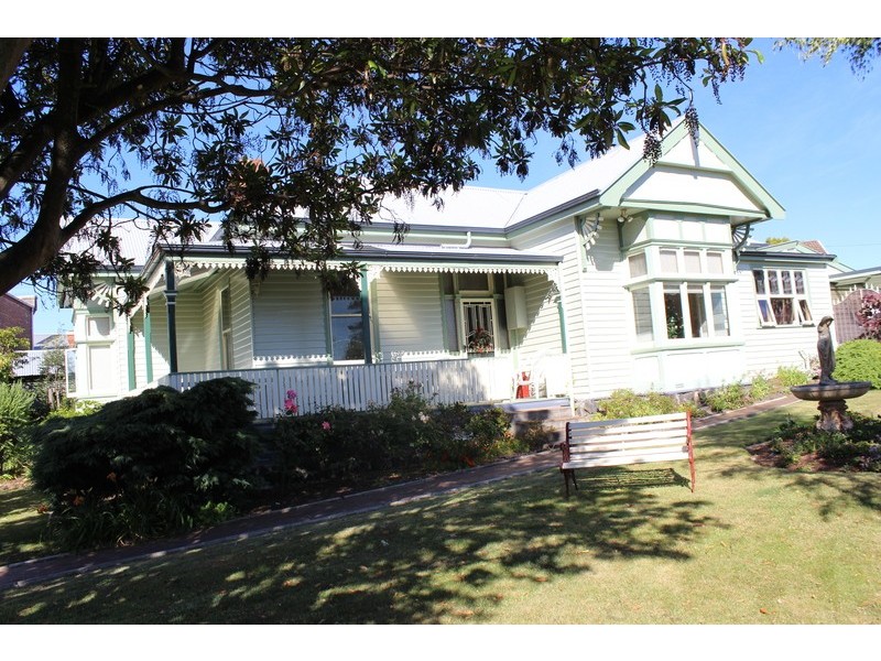 2 Main Street, Ulverstone TAS 7315
