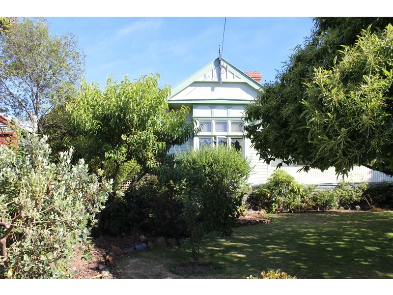 2 Main Street, Ulverstone TAS 7315
