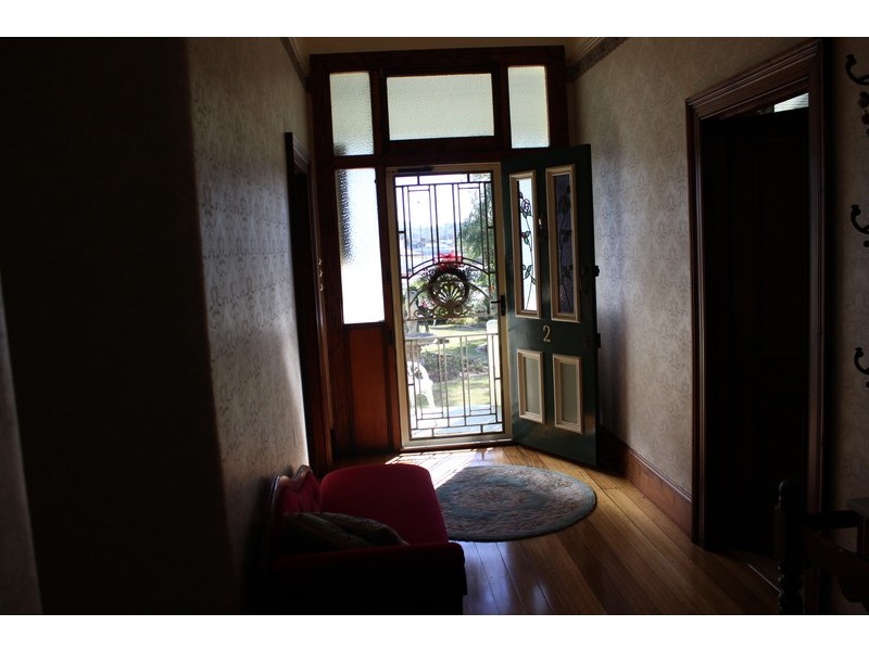 2 Main Street, Ulverstone TAS 7315