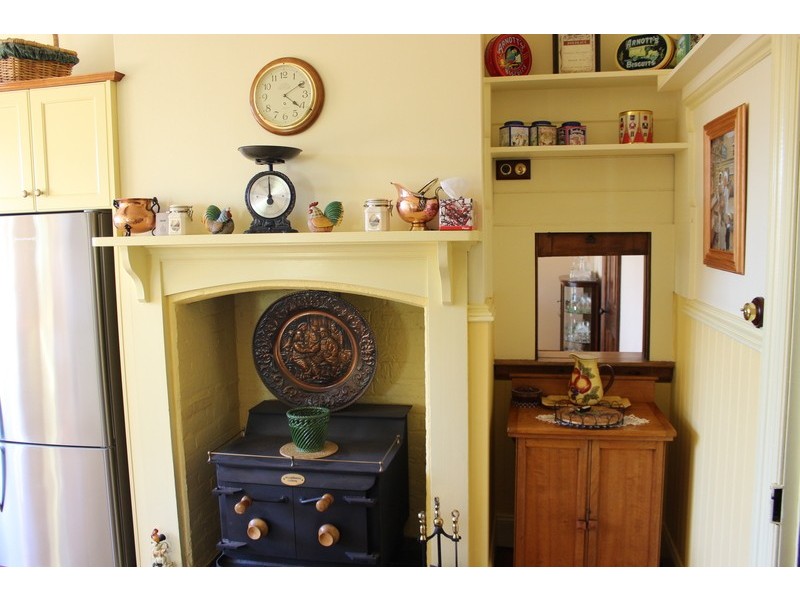 2 Main Street, Ulverstone TAS 7315