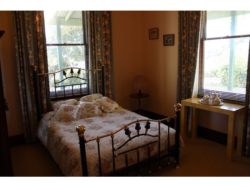2 Main Street, Ulverstone TAS 7315