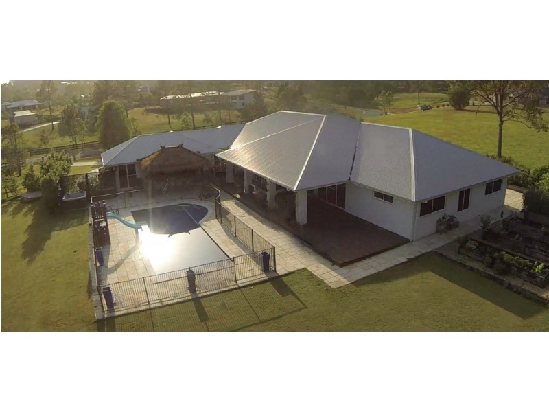 29 Lagoon park drive, Maudsland QLD 4210