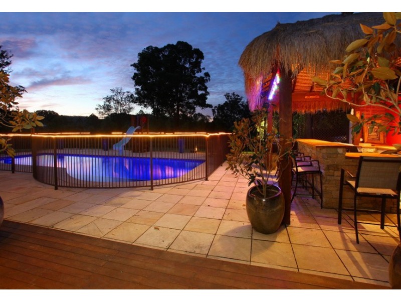 29 Lagoon park drive, Maudsland QLD 4210