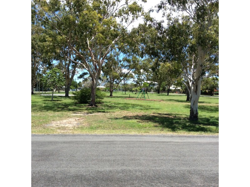 19 Aplin Street, Point Vernon QLD 4655
