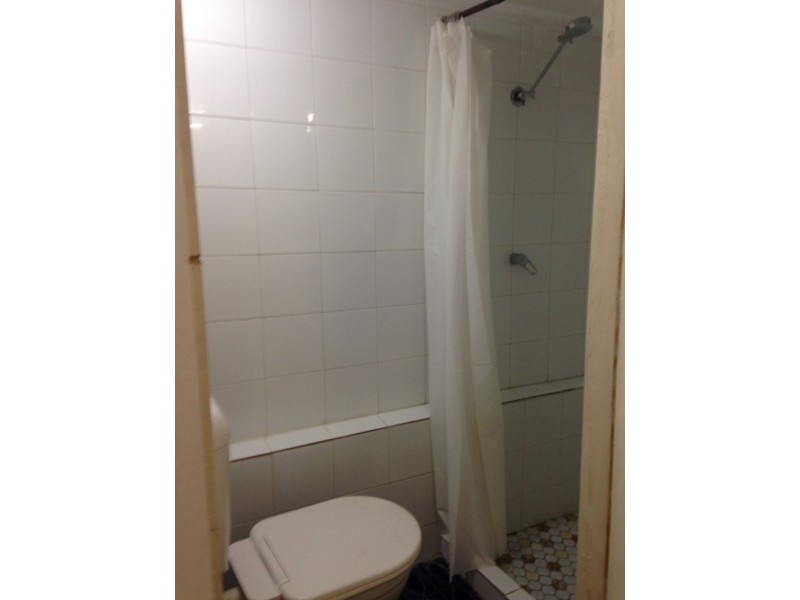 142 Lake Ave, Cringila NSW 2502