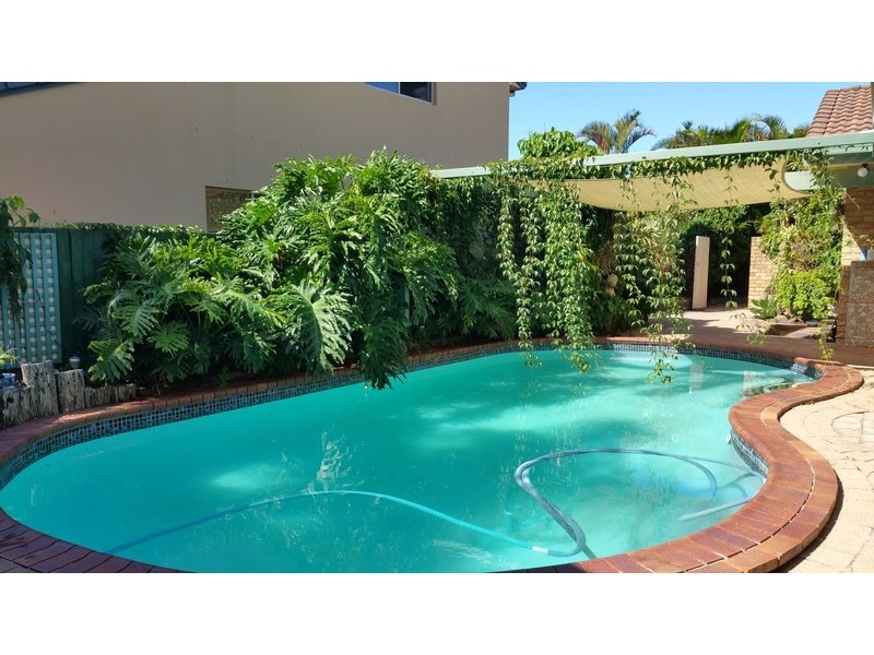 235 Morala Avenue, Runaway Bay QLD 4216