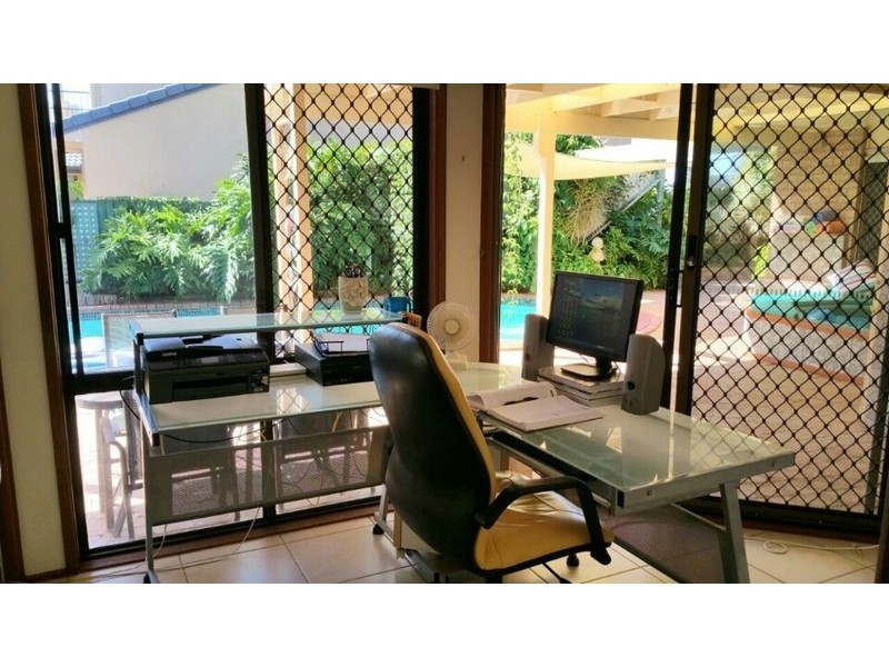 235 Morala Avenue, Runaway Bay QLD 4216