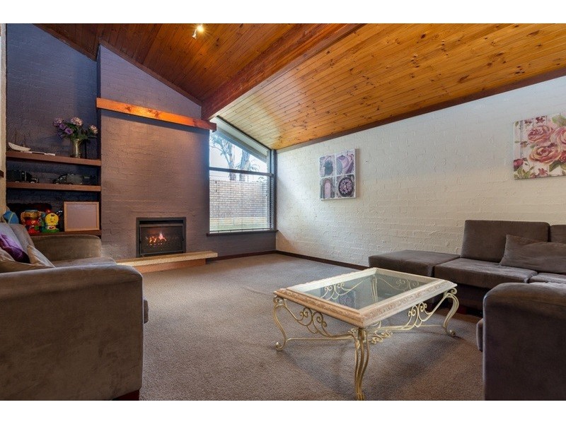 91 Regency Drive, Thornlie WA 6108