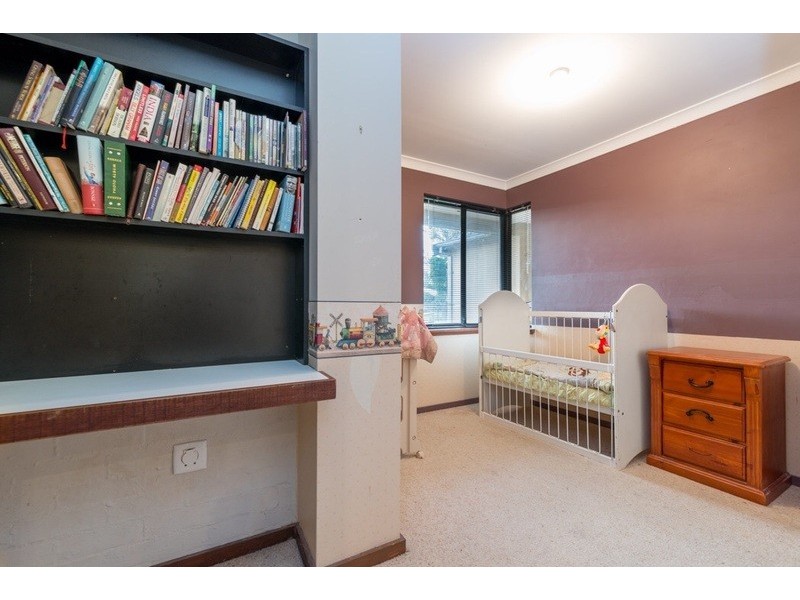 91 Regency Drive, Thornlie WA 6108