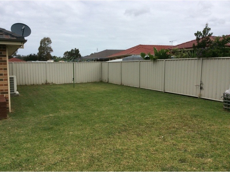 11 Hannah Place, Worrigee NSW 2540