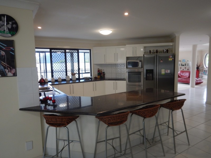 98 Phillip Parade, Deception Bay QLD 4508