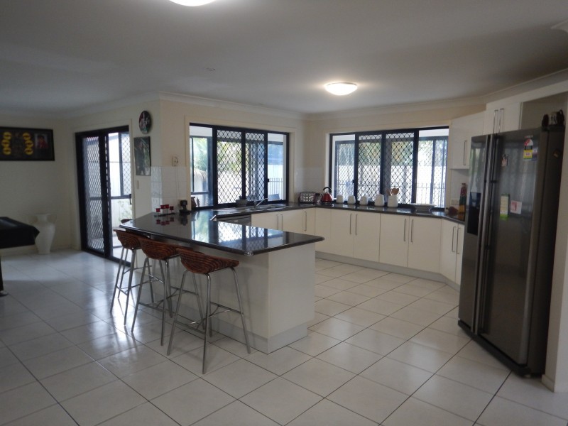 98 Phillip Parade, Deception Bay QLD 4508