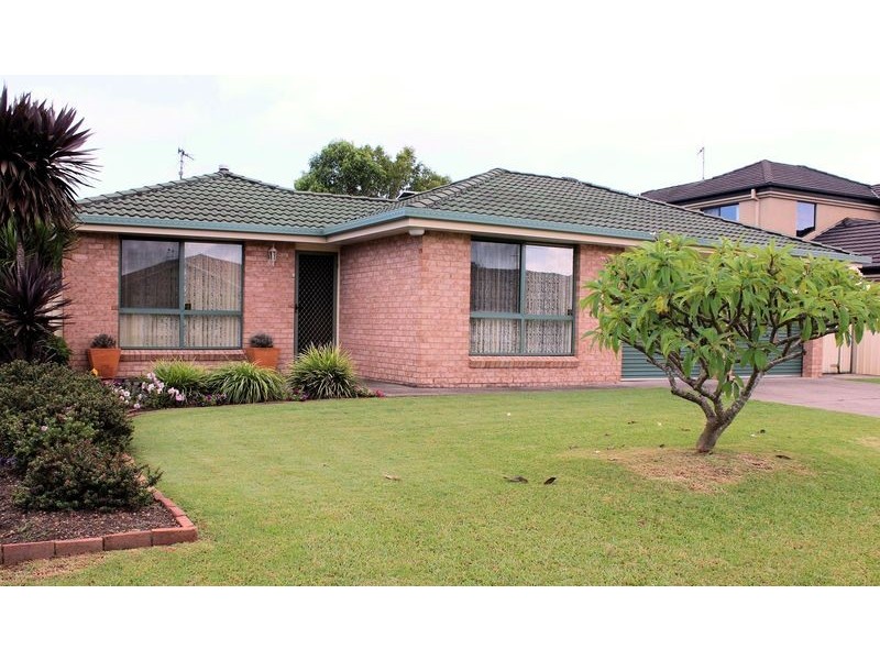 19 Eyre Crescent, Forster NSW 2428